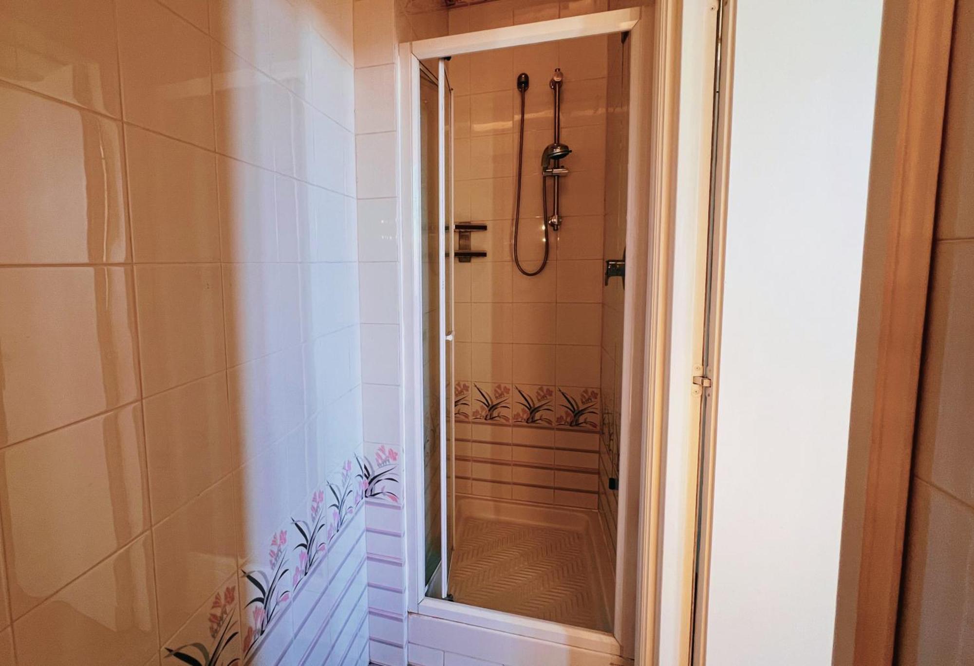 Domus Gracchi Apartment โรม ภายนอก รูปภาพ